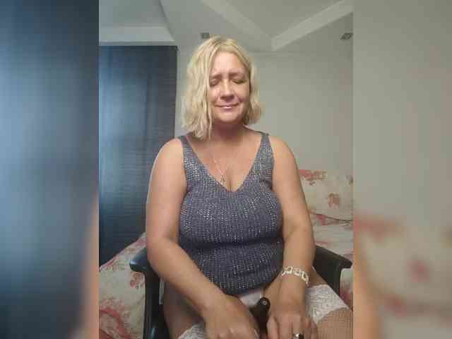 adult camming Eva-Bella