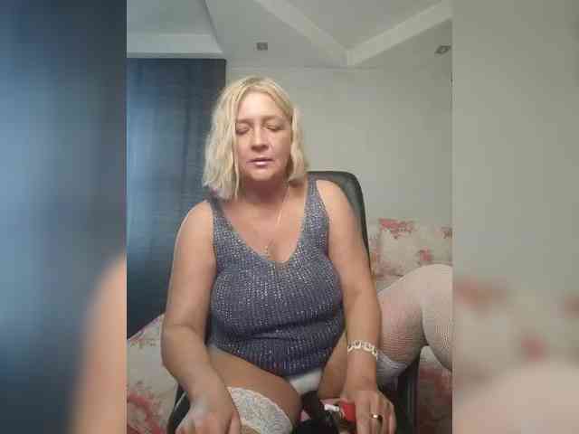 Eva-Bella webcam