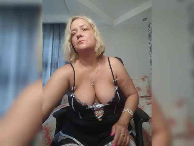 Eva-Bella webcam