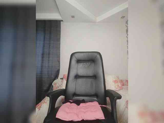 Eva-Bella webcam