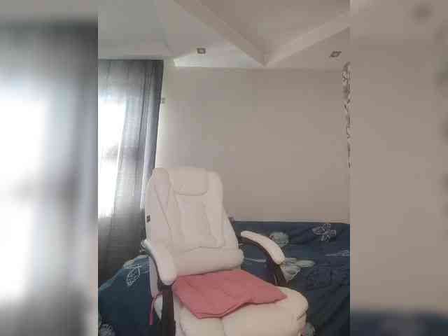 Eva-Bella webcam