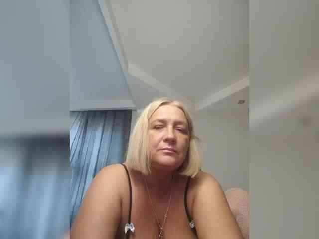 Eva-Bella webcam