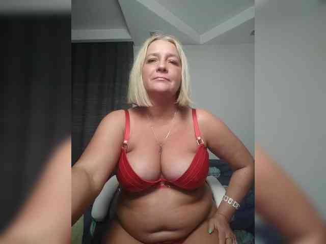 Eva-Bella webcam
