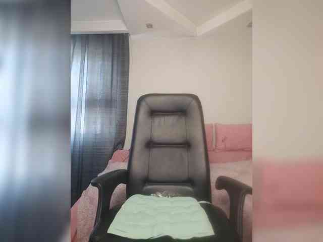 Eva-Bella webcam