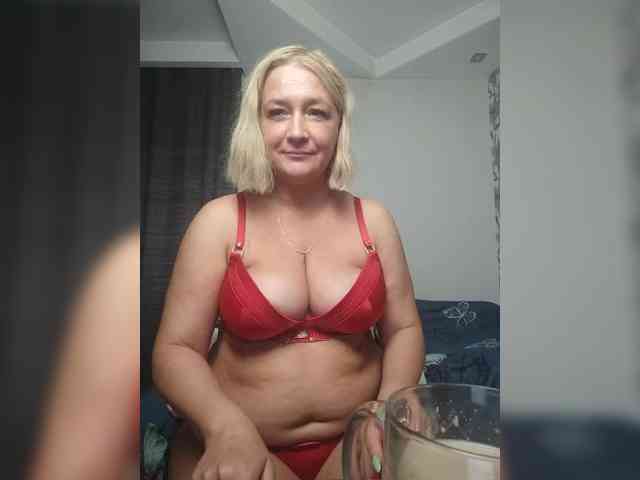 Eva-Bella webcam