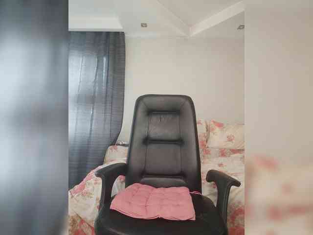 Eva-Bella webcam