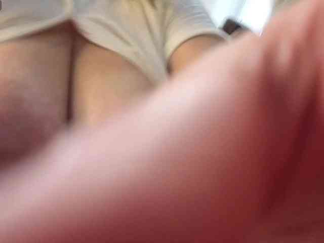 BlondieGirl webcam