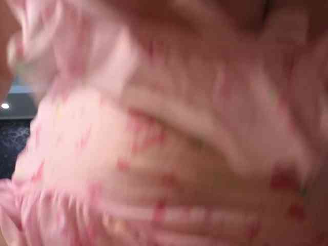BlondieGirl webcam