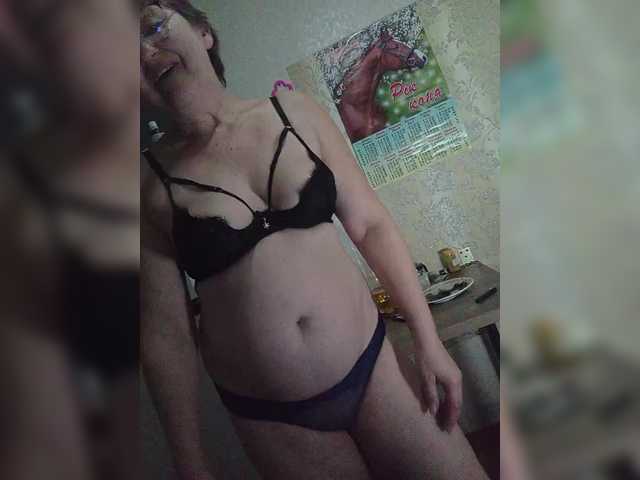 LizaLuxer's BongaCams show and profile