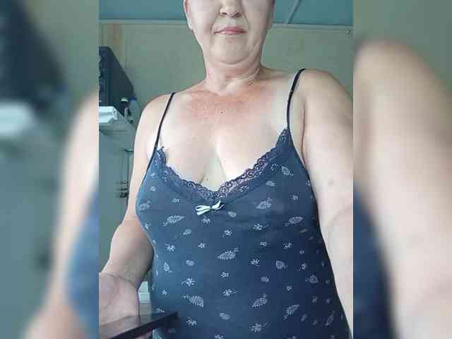 DianaBelouch webcam