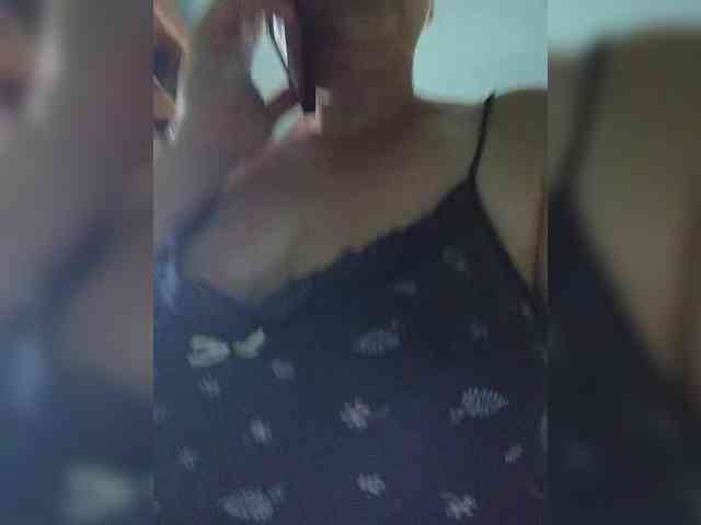 DianaBelouch webcam