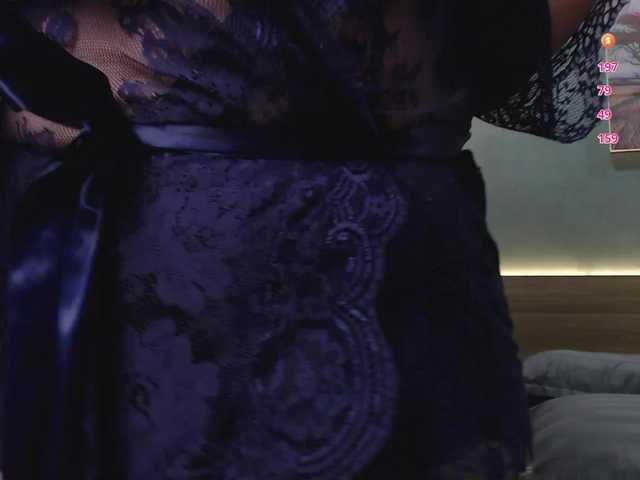 KarinaRouge's BongaCams show and profile