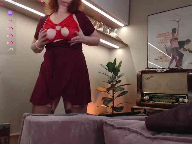 Karen_Roux webcam