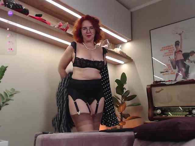 Karen_Roux webcam