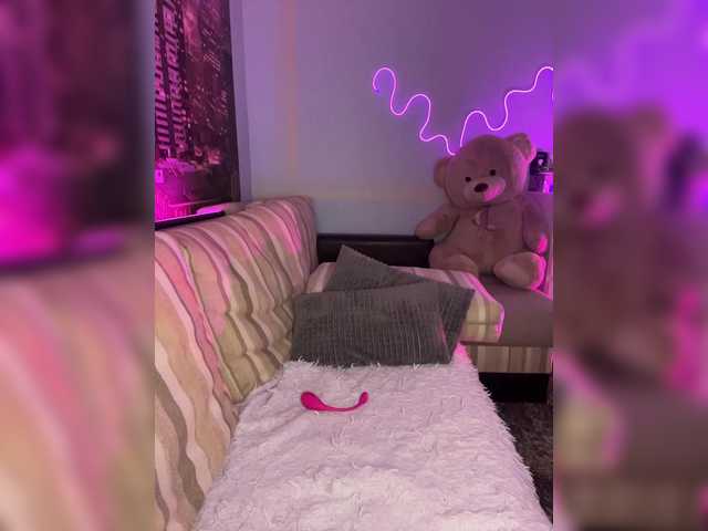 Hotgirlanasta —  Lovense ON  2-11-21-31-41-51-101-1000Special Commands: 33-77-88-99-111 control 107 random 33