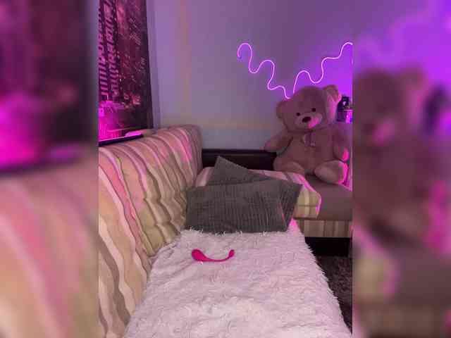 -YourPeachDream- webcam