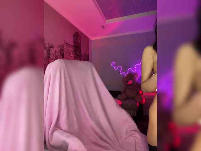 -YourPeachDream- webcam