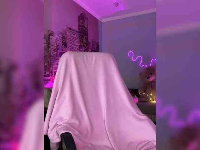 -YourPeachDream- webcam