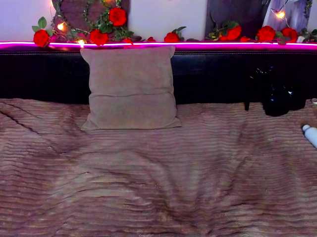 Sunbeam69's BongaCams show and profile