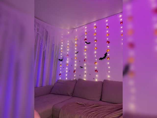 Check out the horny 22 years old DearAmiira from BongaCams as she gets crazy DearAmiira from BongaCams