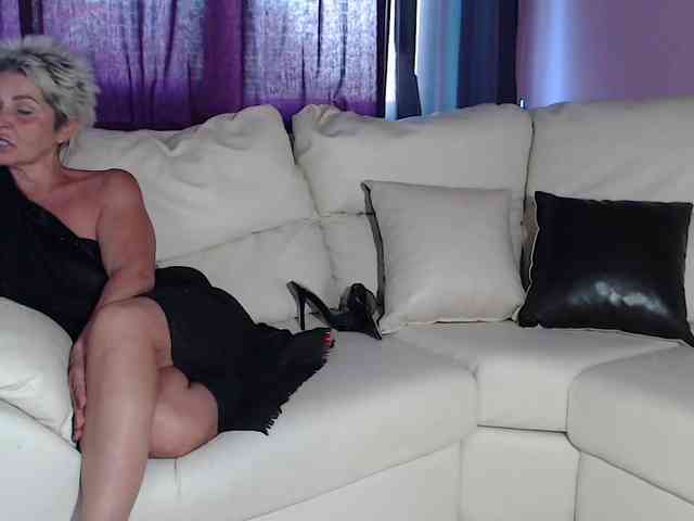 SquirtyMOMMY