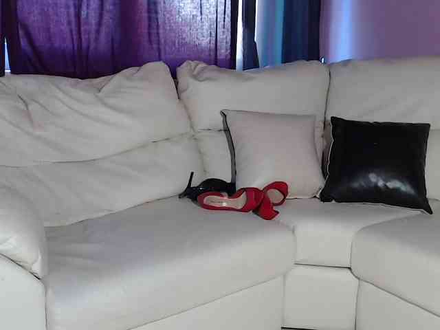 SquirtyMOMMY webcam