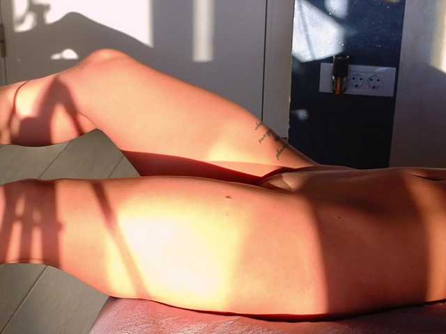 Theowonder's BongaCams show and profile