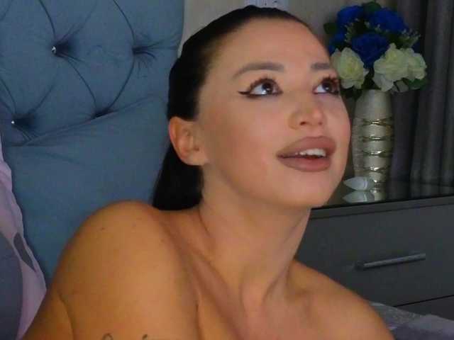 Theowonder's BongaCams show and profile