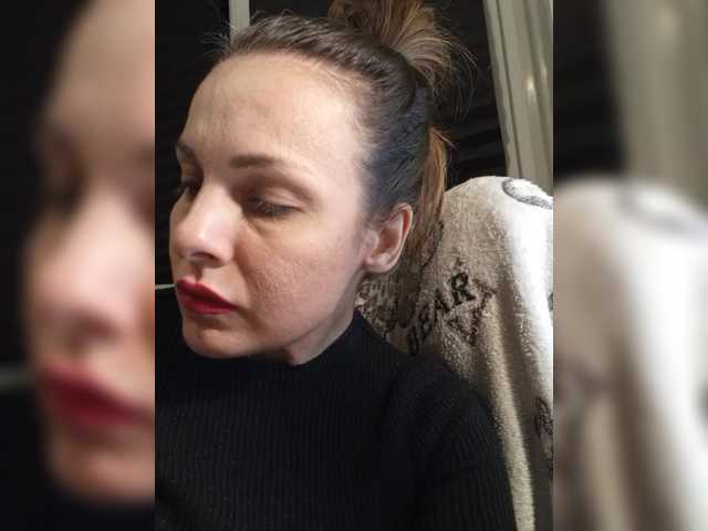 Klybnichca's BongaCams show and profile