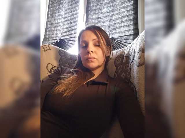 Klybnichca's BongaCams show and profile