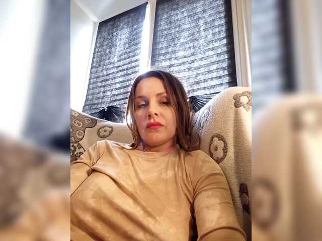 Klybnichca's BongaCams show and profile