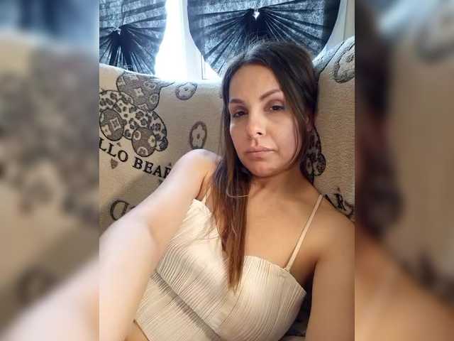 Klybnichca's BongaCams show and profile