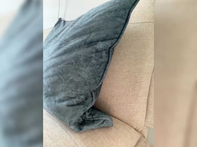 FurElisse's BongaCams show and profile