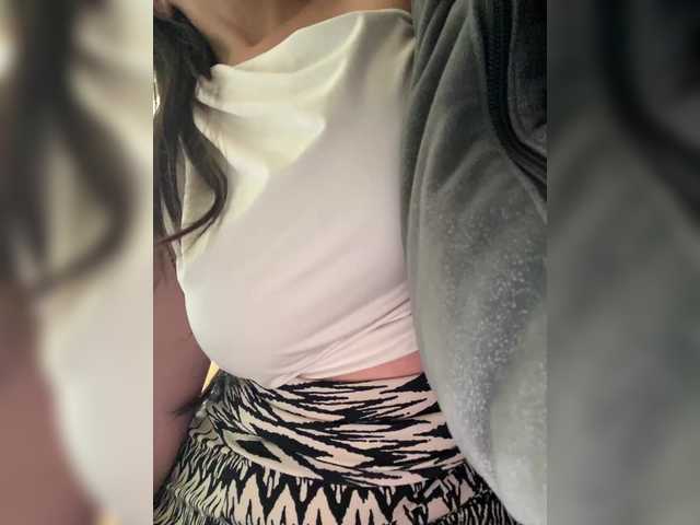 FurElisse's BongaCams show and profile