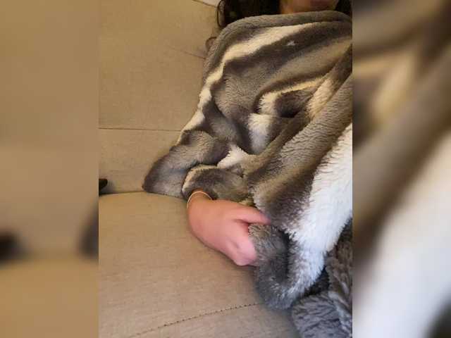 FurElisse's BongaCams show and profile