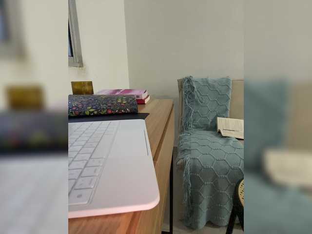 FurElisse's BongaCams show and profile