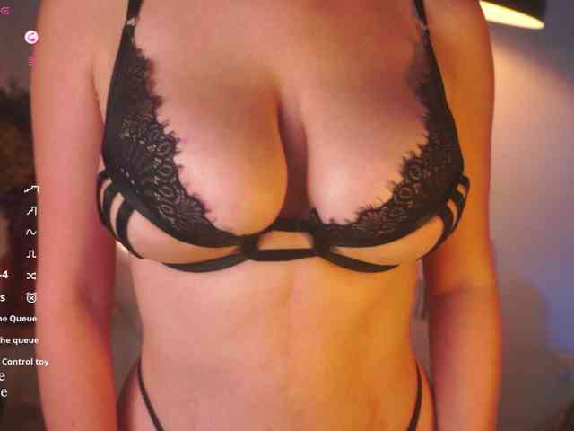FurElisse webcam