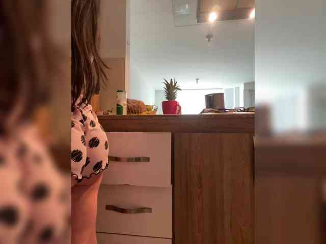 FurElisse webcam