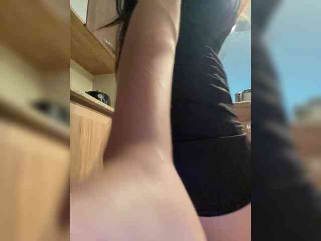 FurElisse webcam