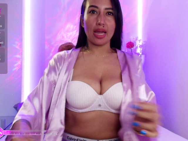 JessieHill's BongaCams show and profile