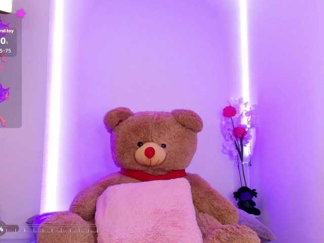 JessieHill's BongaCams show and profile