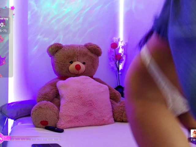 JessieHill's BongaCams show and profile