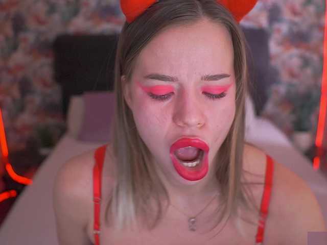 SexyIraa's BongaCams show and profile