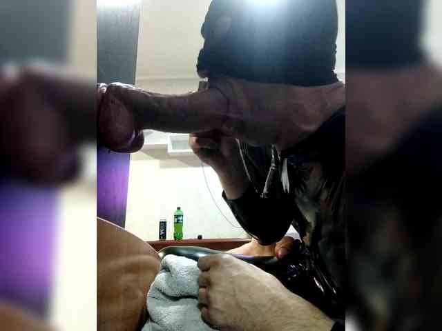 Bifuckers969 Live Webcam on BongaCams