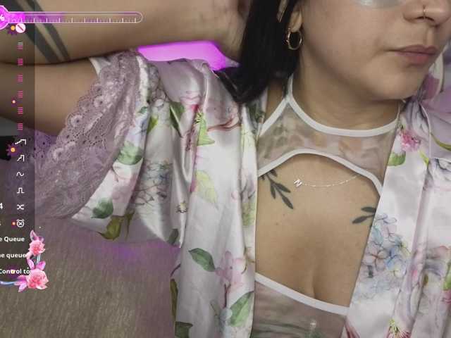 britt-grey's BongaCams show and profile