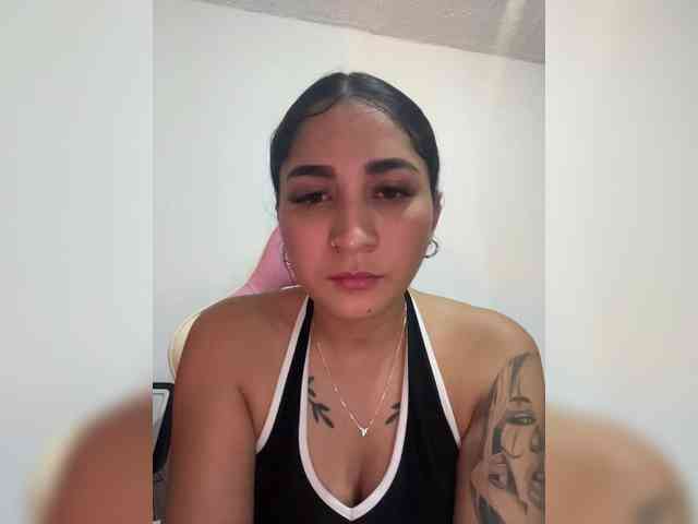 britt-grey webcam