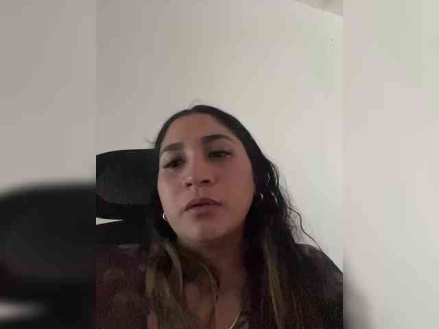 britt-grey webcam