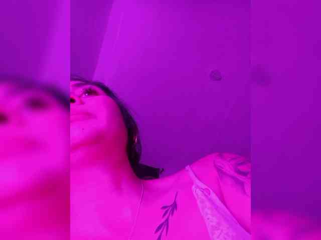 britt-grey webcam