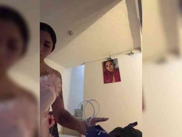 britt-grey webcam