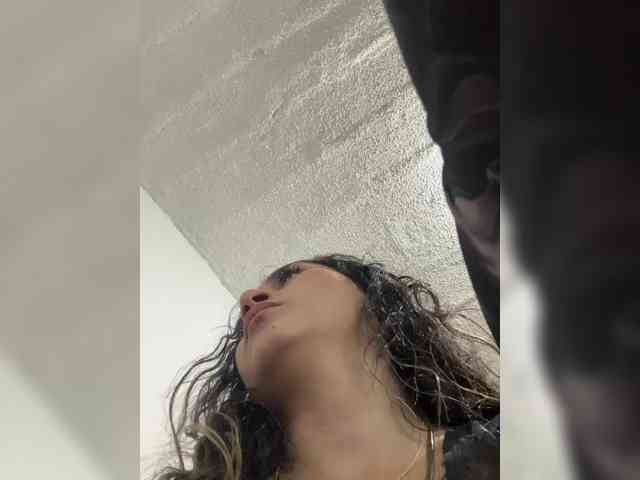 britt-grey webcam